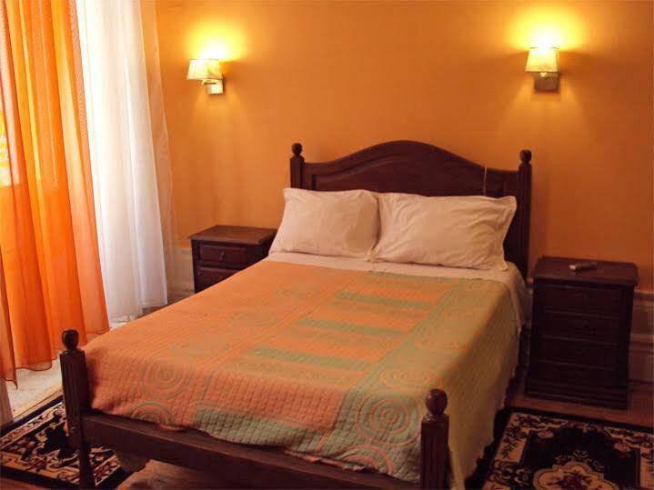 Residencial Lira - B&B OOporto Exterior foto